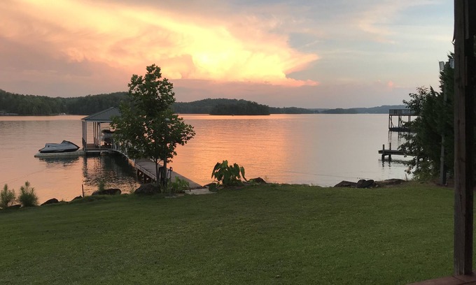 Six Mile Cabina | Encantador lago Keowee Retreat, a 25 km de Clemson.