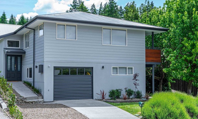 Wanaka Casa | Charming Lake Wanaka Bach