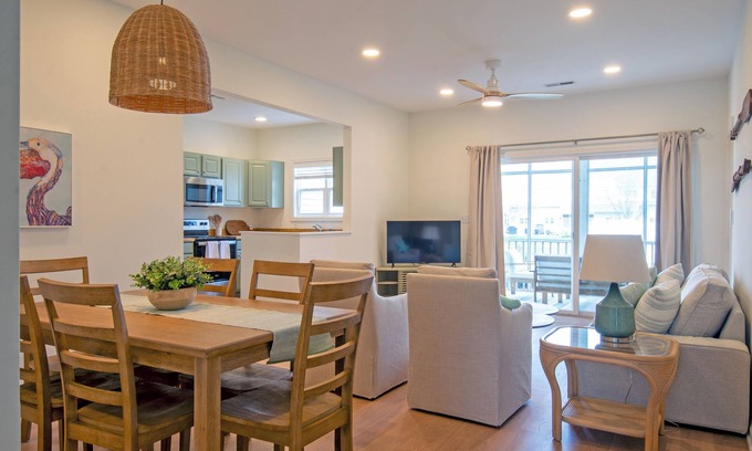 Lewes Condominio | Charming Lewes/Rehoboth Retreat﻿, Pet Friendly!