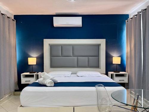 Colonia Campestre Casa | Charming Light-Filled Stay for 2 with Pool