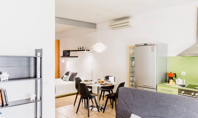 Torredembarra Apartamento | Encantador loft en la playa a 45min Barcelona