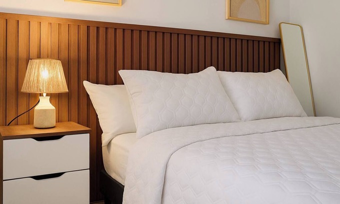 Parque Lefevre Apartamento | Charming modern studio!