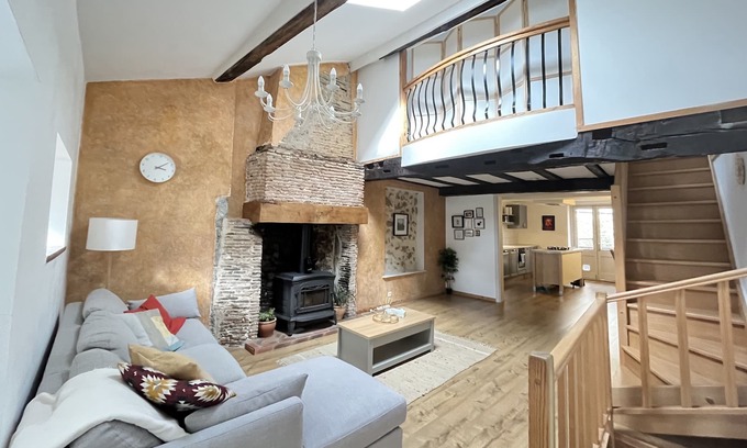 Rochechouart Casa | Charming, modern house townhouse with private courtyard
