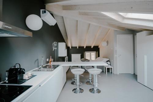Luino Apartamento | CHARMING MOMENT di Villa Porta - Residenza Felice
