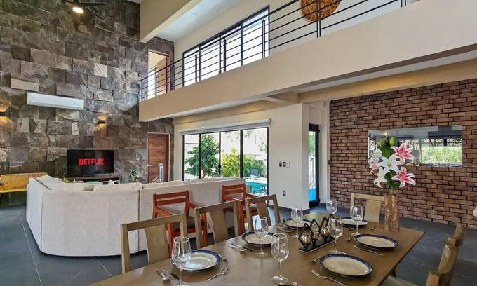 Crucecita Casa | Charming 4-bedroom house with AC and WiFi in delightful La Crucecita Huatulco