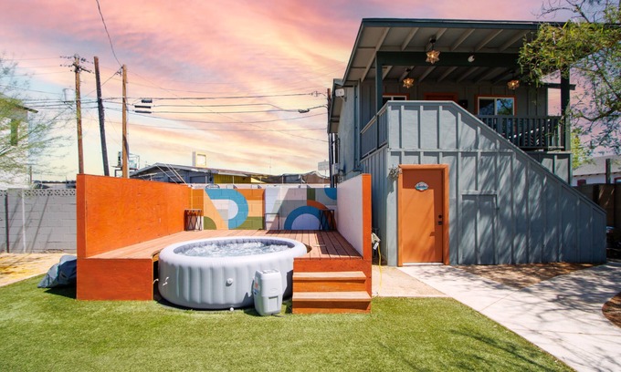 Governmental Mall Casa | Charming "NEW" Hot Tub Retreat - Prime Location Mins to Downtown & PHX Airport