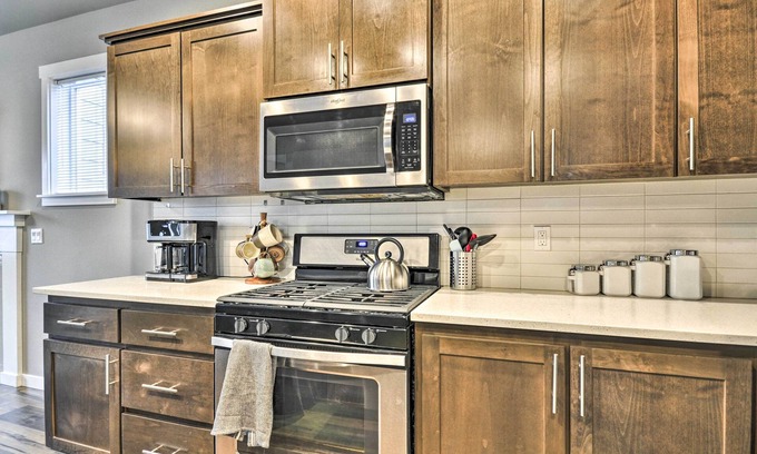 Newberg Cabaña | Charming Newberg Home: Walk to Dtwn, Wineries