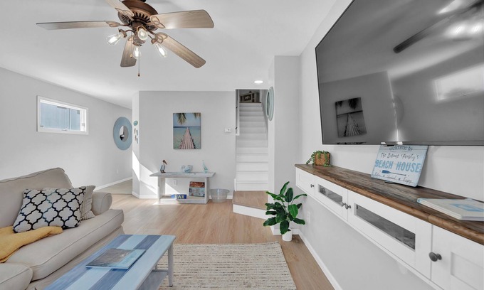 Wildwood Crest Casa | Charming newly renovated 4-bedroom home in Wildwood Crest 2 blocks to beach