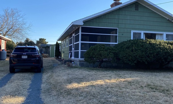 Rehoboth by the Sea Cabaña | Charming Ocean Block Cottage in Rehoboth-by-the-sea