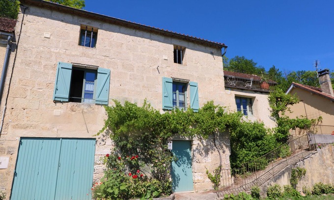 Saint-Cyprien Casa | acogedora cabaña de piedra con piscina y vistas panorámicas con vistas a St Cyprien
