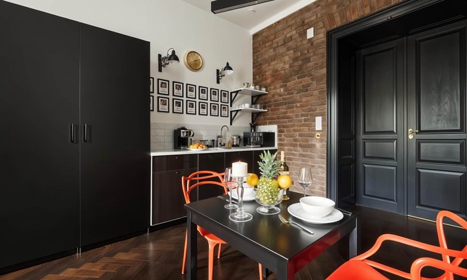 Kleparz Apartamento | Charming Old Town Kraków Retreat: Modern Comfort & Historic Charm.