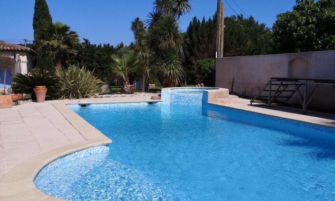 Le Muy Casa | Charming outbuilding with pool near the sea