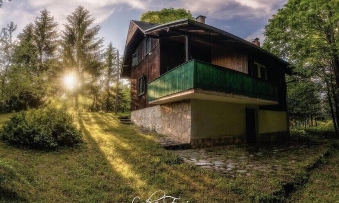 Plitvica Selo Chalet De Esquí | Chalet encantador y tranquilo dentro del parque para hasta 6 personas