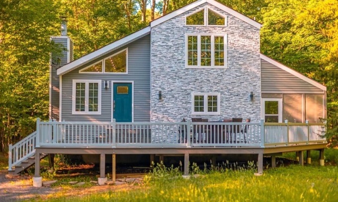 Gouldsboro Chalet De Esquí | Charming & Peaceful LUXURY 3-bedroom chalet in Gouldsboro