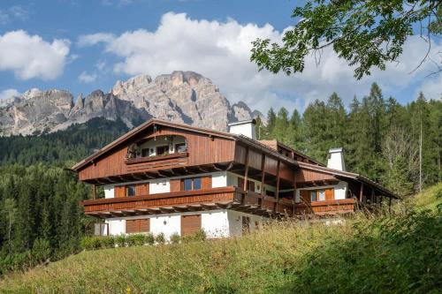 Cortina d'Ampezzo Apartamento | Charming penthouse with breathtaking views