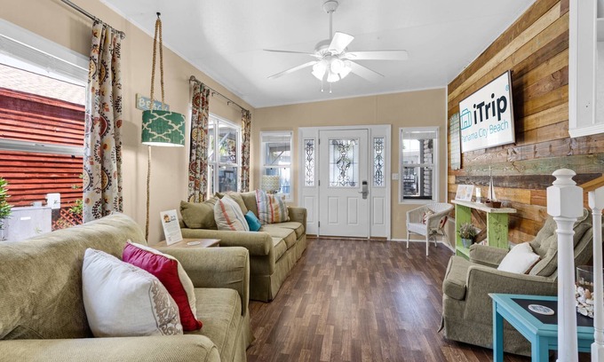 Upper Grand Lagoon Cabaña | Charming pet-friendly cottage in a gated resort with amenities on the east end of Panama City Beach!