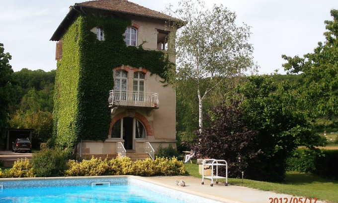 Figeac Villa | presbiterio encantador en Figeac