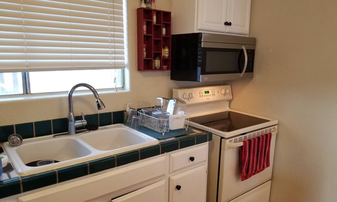 Cave Creek Cabaña | Charming private 1-bedroom Casita in Cave Creek with stunning views, AC and WiFi