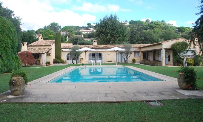 La Colle-sur-Loup Casa | Provenza casa de campo provenzal en el campo.