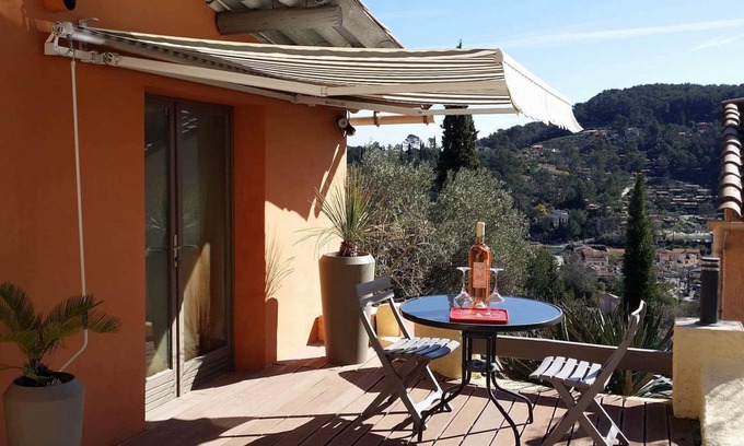 Sollies-Toucas Apartamento | Encantador estudio provenzal pueblo Var Côte d'Azur bien ubicado
