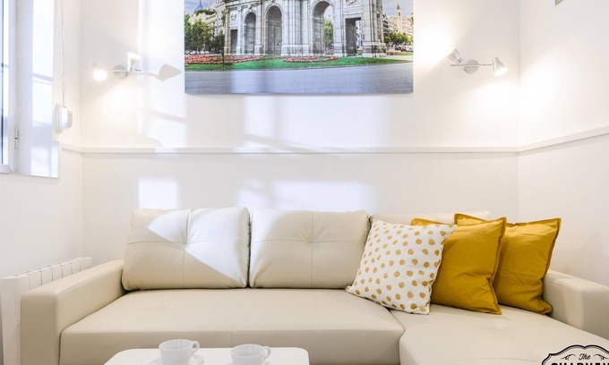 Las Acacias Apartamento | Charming Puerta de Toledo II - Estudio para 4 PAX, Wifi gratis, Parking gratuito
