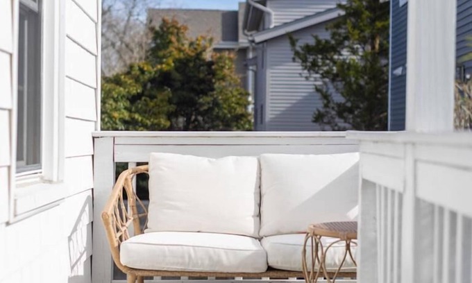 Cape May Point Cabaña | Charming Remodeled Carriage House close to beach.