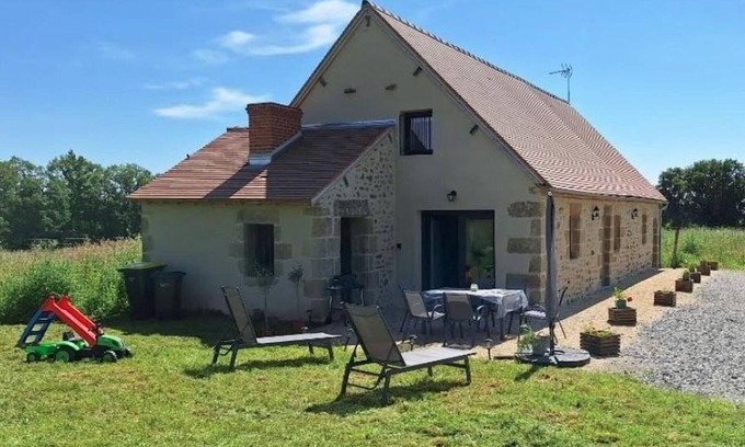 Franchesse Cabaña | Casa rural reformada con jardín, actividades al aire libre y apta para mascotas en Franchesse