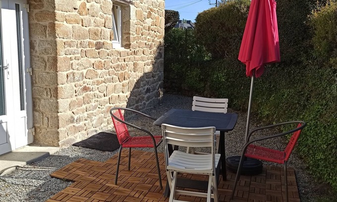 Melrand Casa | Charming renovated stone house in a country village