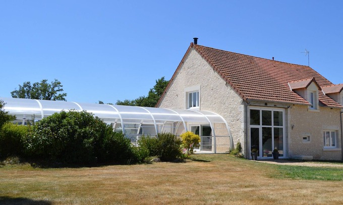 Mosnay Cabaña | Casa rural con piscina cubierta y bicicletas, perfecta para familias y amigos