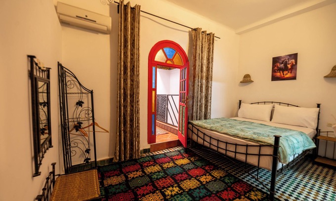 Dar Tazi Casa | Charming riad in delightful Fès : Romantic Room