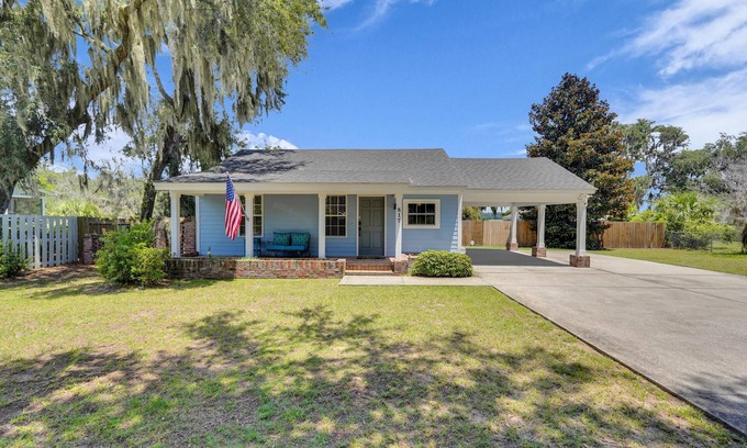 Pigeon Point Casa | Charming River View Retreat in Pigeon Point
