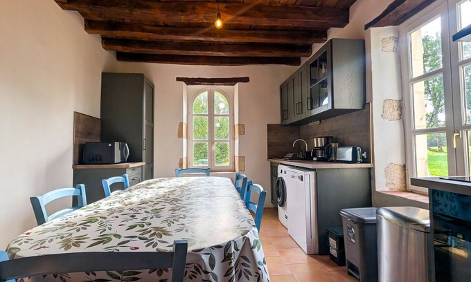 Belabre Cabaña | Casa de campo con piscina en Bélâbre, Berry-Poitou