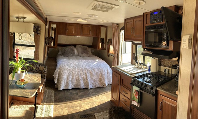 Arroyo Grande Casa | Charming RV Trailer in Country Setting.