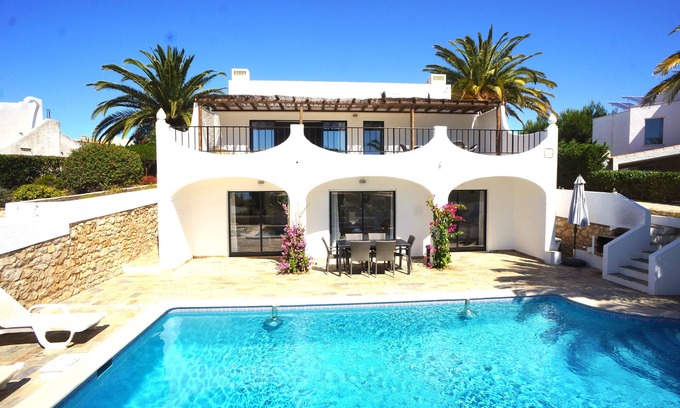 Salema Villa | VILLA CON ENCANTO SALEMA - VISTA AL MAR - PISCINA PRIVADA - AIRE ACONDICIONADO
