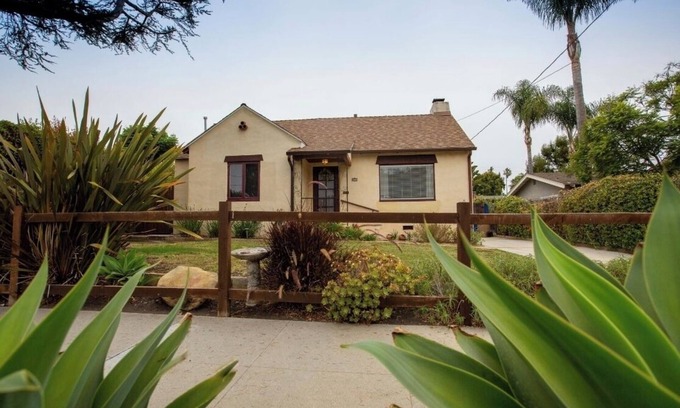 Westside Cabaña | Charming Santa Barbara Cottage