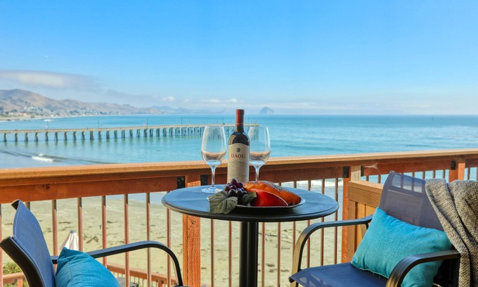 Cayucos Condominio | Charming Seaside Retreat by Cayucos Pier