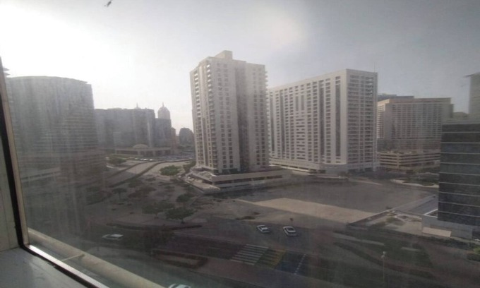 Barsha Heights Apartamento | Charming Sleeping Place in brilliant Dubai with WiFi, AC