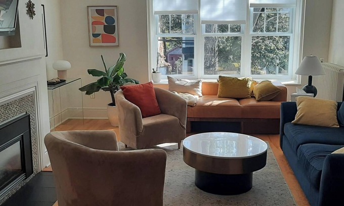 South End Apartamento | South End Victorian Home apartment - pet friendly!