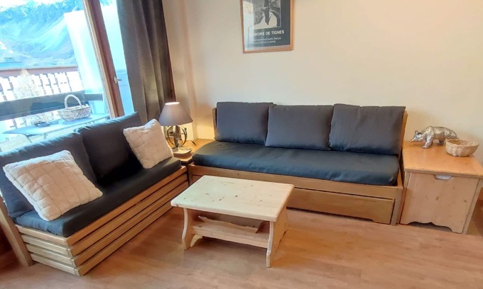 Tignes le Lac Apartamento | Hermoso apartamento con vista al sur ubicado cerca de las pistas de esquí. Cerca de las tiendas.