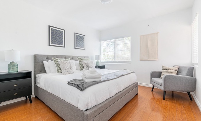 South San Gabriel Casa | Central ~ Spacious & Modern ~3BR