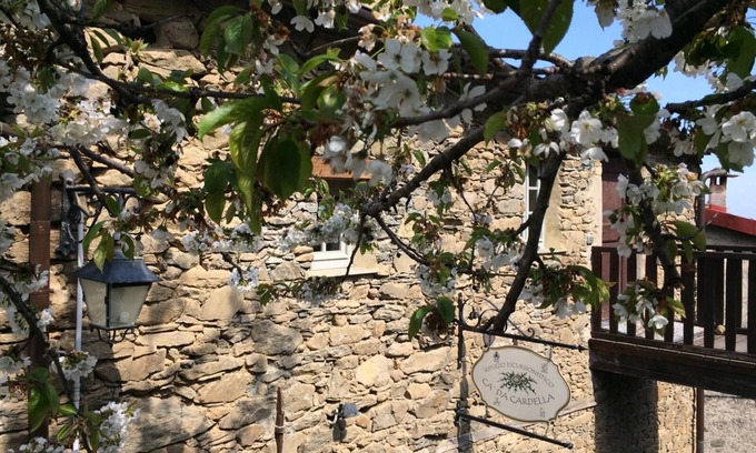 Mendatica Casa | Charming stone and wood vacation home in Liguria - natural idyll near Imperia