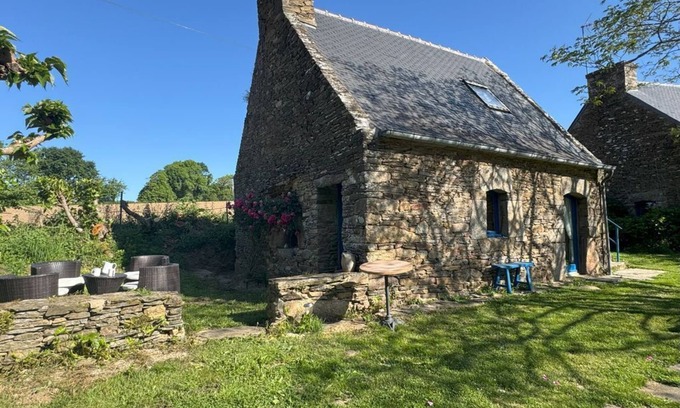 Clohars-Carnoet Casa | Charming stone house for 2 people in Clohars-Carnoët