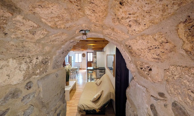 Montelier Casa | Charming stone house with terrace & barbecue, near valence