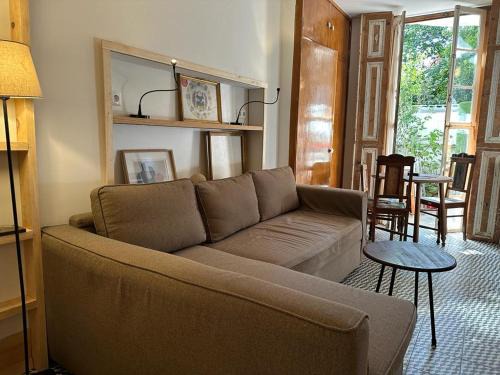 Lisbon Old Town Apartamento | Charming Studio in the City Center - With Terrace
