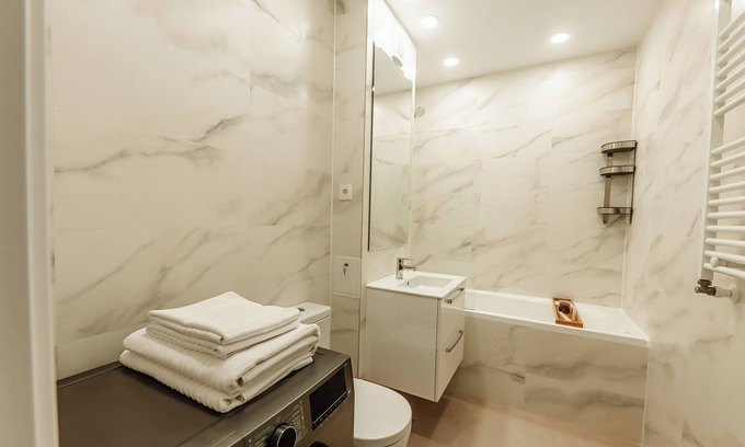 Sector 3 Apartamento | Charming studio in wonderful Bucharest with AC, WiFi