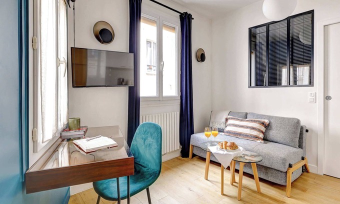 Enfants-Rouges Apartamento | Charming Studio Near Place des Vosges Le Marais