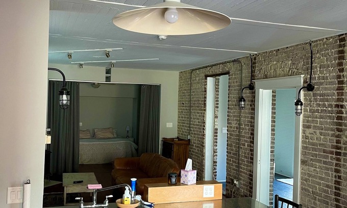 Charleston Historic District Apartamento | Charming Studio on in Heart of Downtown