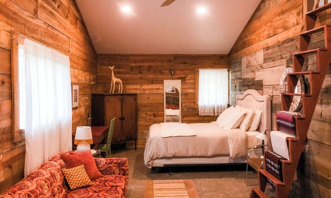Boulder Apartamento | Charming studio with AC and WiFi in lovely Boulder Mountains