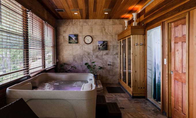 Los Gatos Apartamento | Charming studio with Access to the SPA