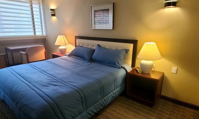 Financial District Apartamento | Charming Suite in the heart of Quito